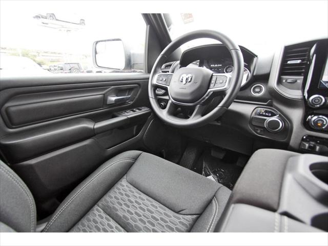 2025 RAM Ram 1500 RAM 1500 TRADESMAN CREW CAB 4X2 57 BOX