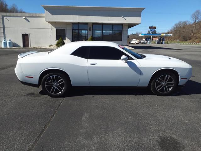 2019 Dodge Challenger SXT AWD