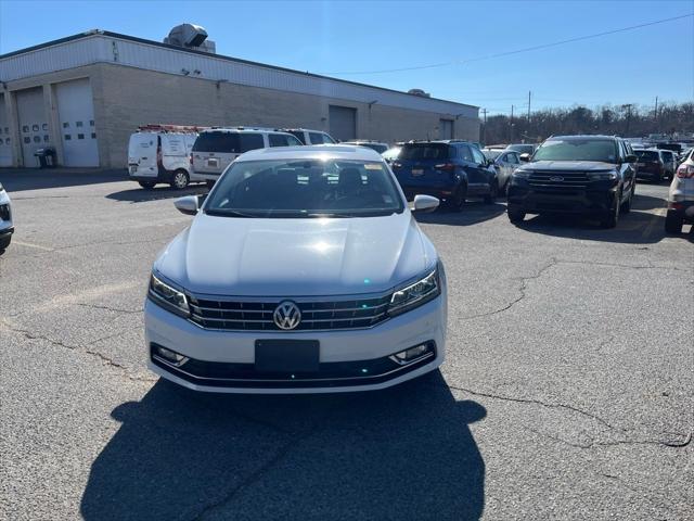 2018 Volkswagen Passat 2.0T SE