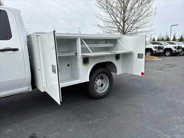 2025 GMC Sierra 3500HD Pro