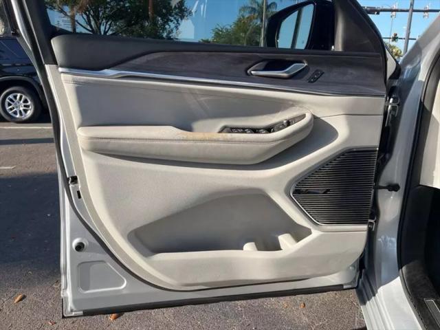 2021 Jeep Grand Cherokee Overland