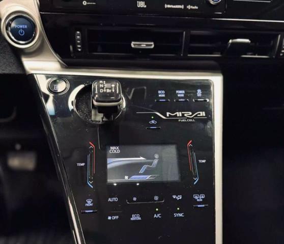 2018 Toyota Mirai Base