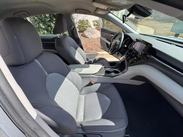2021 Toyota Camry LE Hybrid