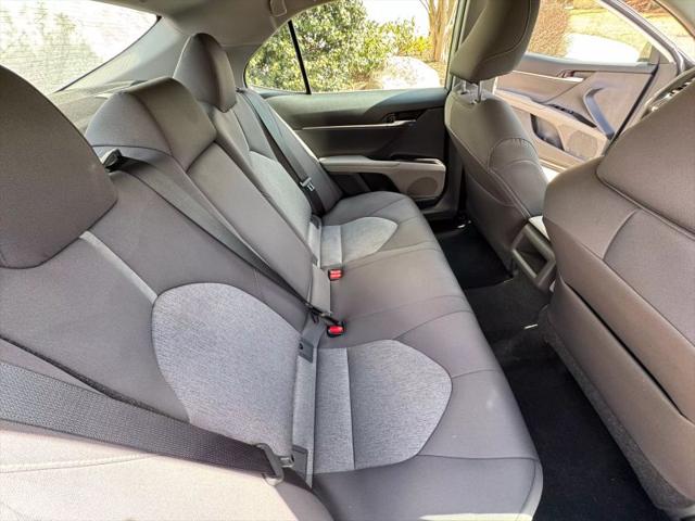 2021 Toyota Camry LE Hybrid