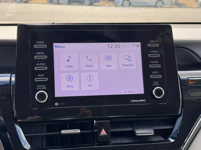 2021 Toyota Camry LE Hybrid