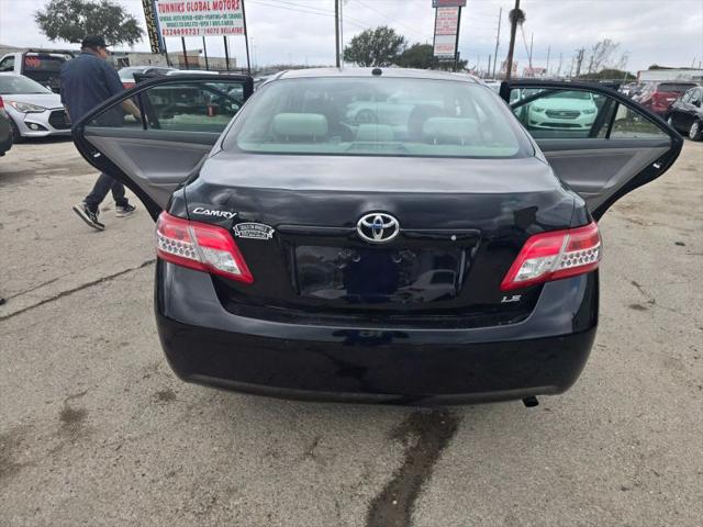 2011 Toyota Camry LE