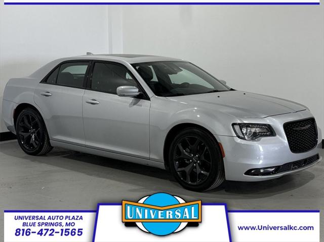 2022 Chrysler 300 S