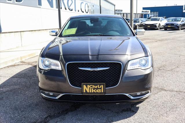 2017 Chrysler 300C 300C