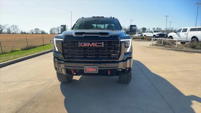 2024 GMC Sierra 2500HD 4WD Crew Cab Standard Bed AT4X