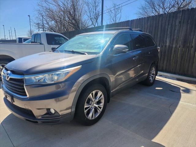 2016 Toyota Highlander LE Plus V6