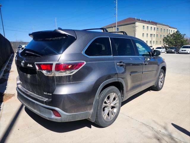 2016 Toyota Highlander LE Plus V6