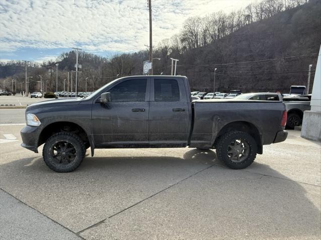 2019 RAM 1500 Classic Express Quad Cab 4x4 64 Box