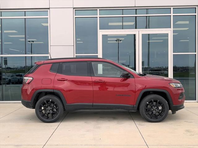 2025 Jeep Compass COMPASS LATITUDE 4X4
