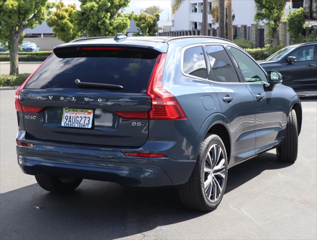 2022 Volvo XC60 B5 Momentum