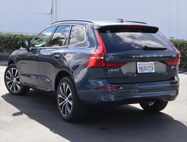 2022 Volvo XC60 B5 Momentum