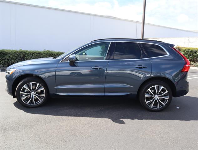 2022 Volvo XC60 B5 Momentum