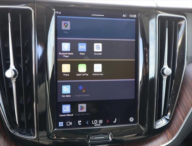 2022 Volvo XC60 B5 Momentum