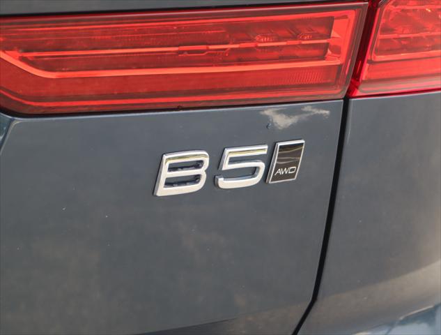 2022 Volvo XC60 B5 Momentum