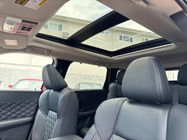 2025 Mitsubishi Outlander PHEV SEL S-AWC