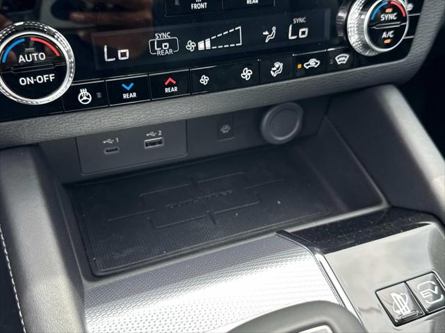 2025 Mitsubishi Outlander PHEV SEL S-AWC