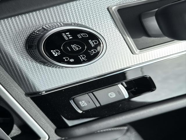2025 Mitsubishi Outlander PHEV SEL S-AWC