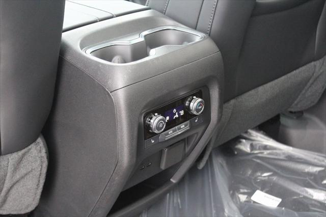 2025 GMC Acadia AWD Elevation