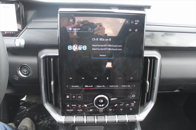 2025 GMC Acadia AWD Elevation