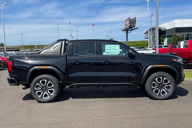 2025 GMC Canyon 4WD AT4