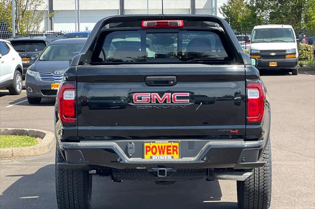 2025 GMC Canyon 4WD AT4