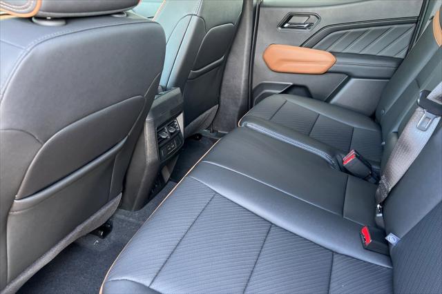 2025 GMC Canyon 4WD AT4