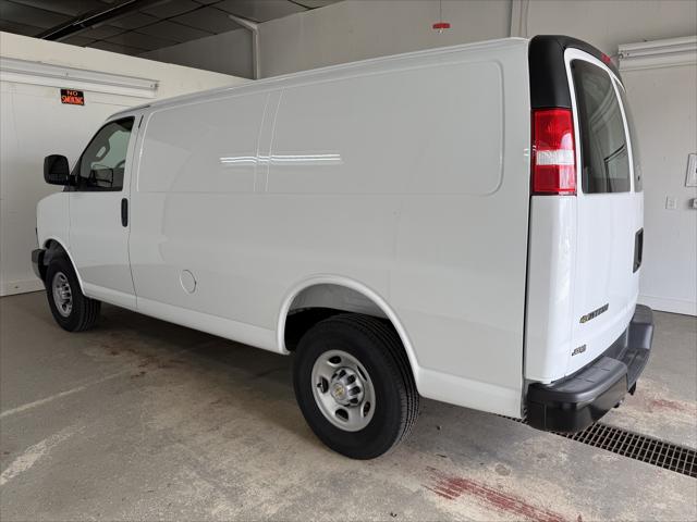 2025 Chevrolet Express Cargo Van RWD 3500 Regular Wheelbase WT