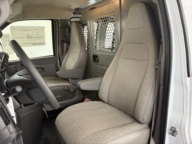 2025 Chevrolet Express Cargo Van RWD 3500 Regular Wheelbase WT