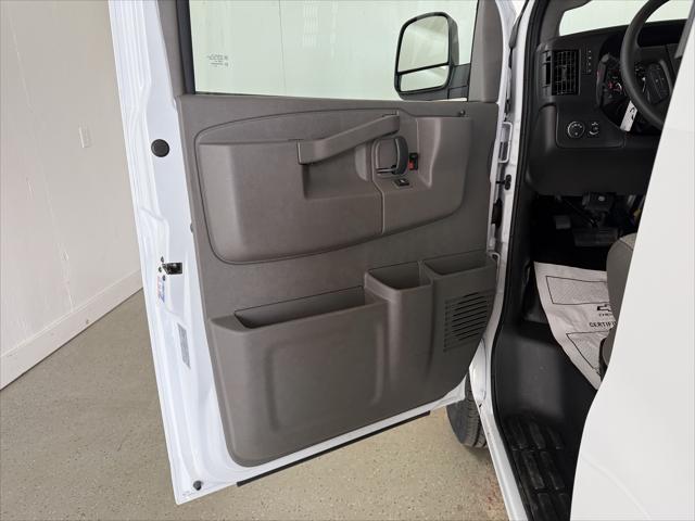 2025 Chevrolet Express Cargo Van RWD 3500 Regular Wheelbase WT