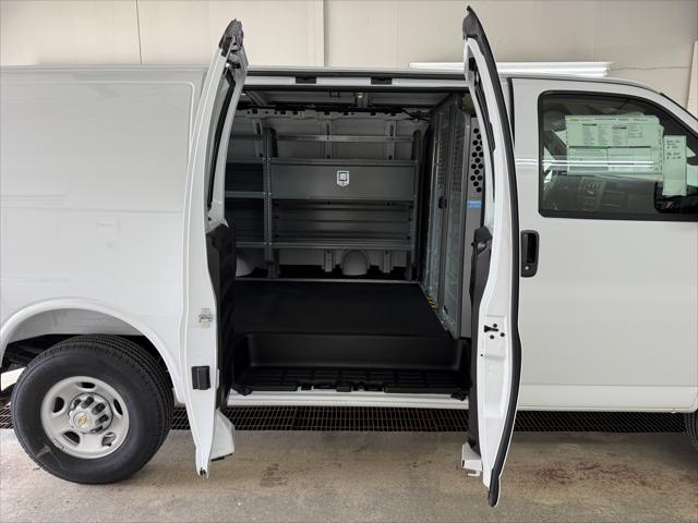 2025 Chevrolet Express Cargo Van RWD 3500 Regular Wheelbase WT