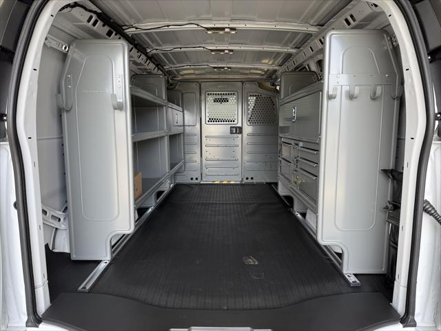 2025 Chevrolet Express Cargo Van RWD 3500 Regular Wheelbase WT