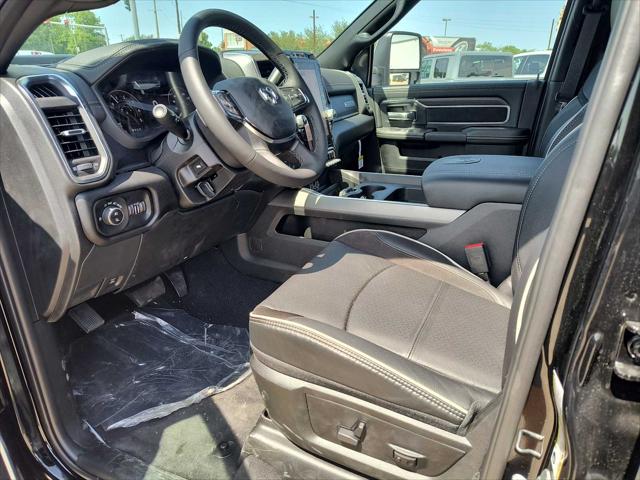 2025 RAM Ram 2500 RAM 2500 LARAMIE MEGA CAB 4X4 64 BOX