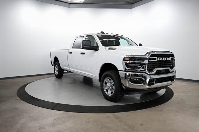 2025 RAM Ram 3500 RAM 3500 TRADESMAN CREW CAB 4X4 8 BOX