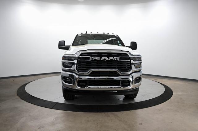2025 RAM Ram 3500 RAM 3500 TRADESMAN CREW CAB 4X4 8 BOX