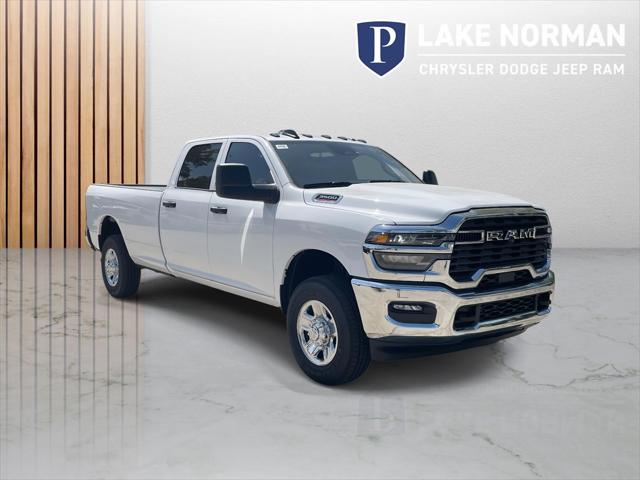 2025 RAM Ram 3500 RAM 3500 TRADESMAN CREW CAB 4X4 8 BOX