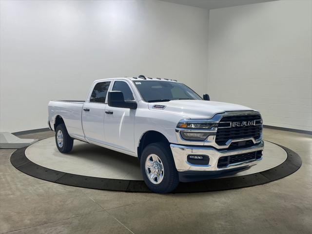 2025 RAM Ram 3500 RAM 3500 TRADESMAN CREW CAB 4X4 8 BOX