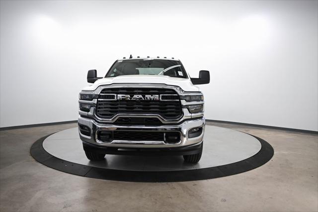 2025 RAM Ram 3500 RAM 3500 TRADESMAN CREW CAB 4X4 8 BOX