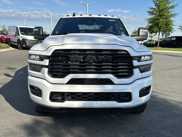 2025 RAM Ram 3500 RAM 3500 BIG HORN CREW CAB 4X4 8 BOX