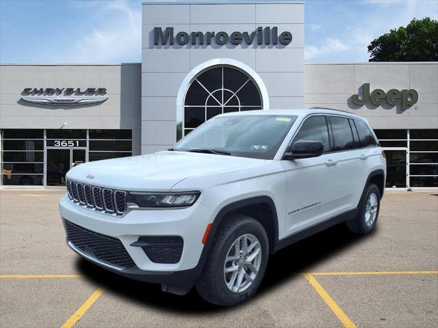 2025 Jeep Grand Cherokee GRAND CHEROKEE LAREDO X 4X4