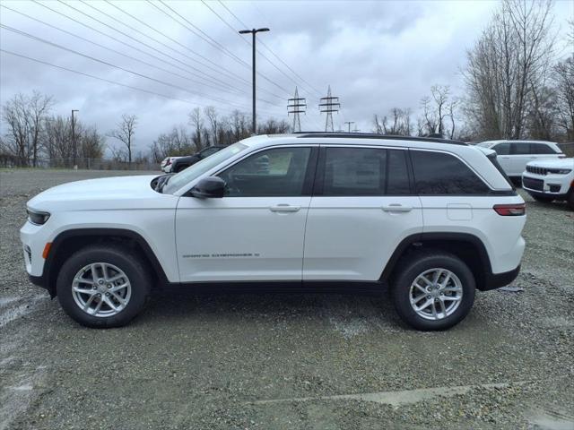 2025 Jeep Grand Cherokee GRAND CHEROKEE LAREDO X 4X4