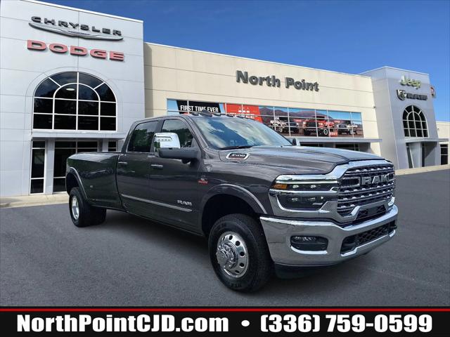 2025 RAM Ram 3500 RAM 3500 LIMITED CREW CAB 4X4 8 BOX