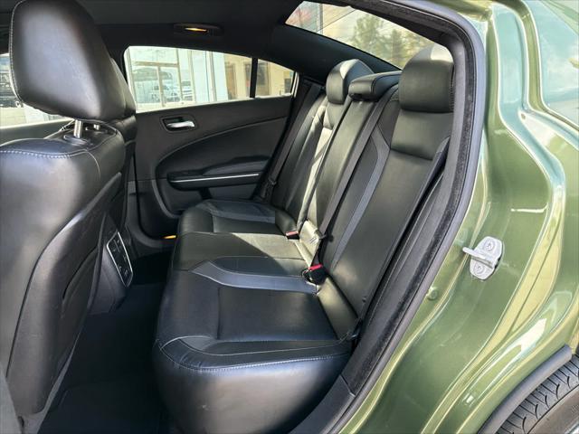 2022 Dodge Charger SXT RWD