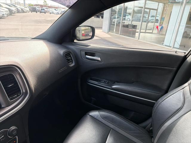 2022 Dodge Charger SXT RWD