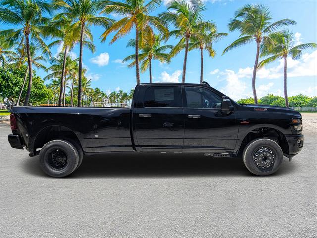 2025 RAM Ram 3500 RAM 3500 BIG HORN CREW CAB 4X4 8 BOX