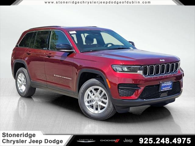 2025 Jeep Grand Cherokee GRAND CHEROKEE LAREDO X 4X4