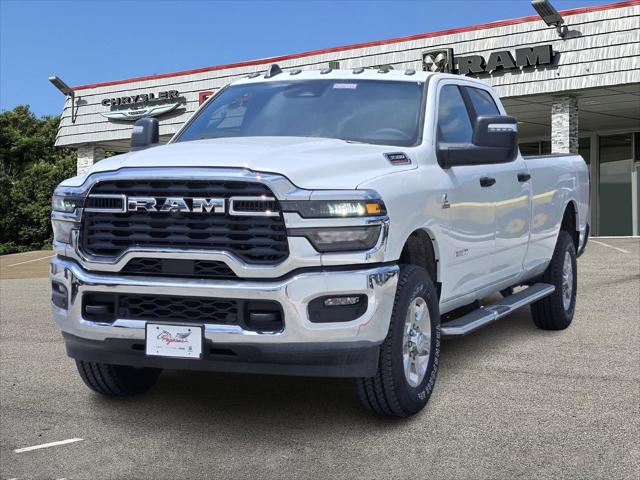 2025 RAM Ram 3500 RAM 3500 LONE STAR CREW CAB 4X4 8 BOX
